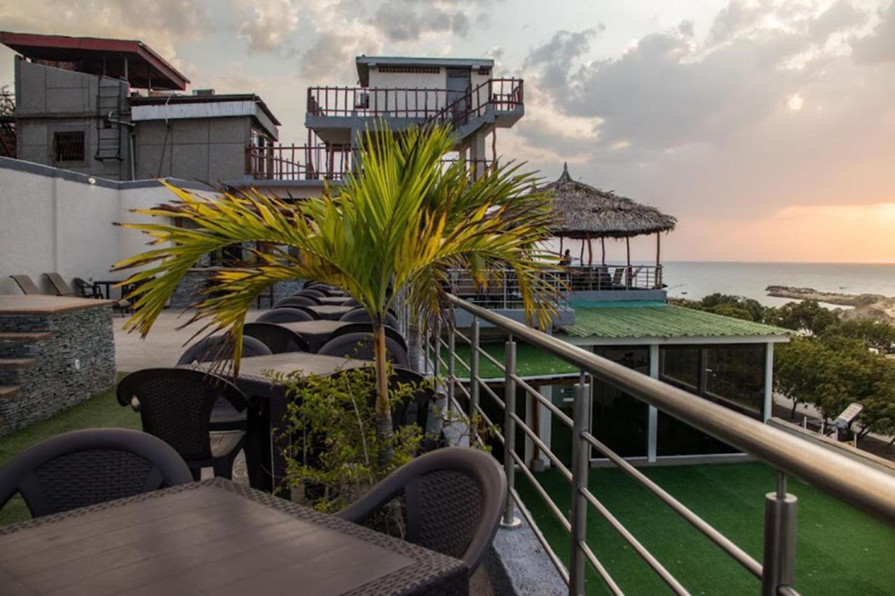 Hotel Alto Mar Catia La Mar Kültér fotó